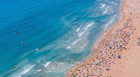 ناشيونال جيوغرافيك: شاطئ مدينة صور من أجمل شواطئ الشرق الأوسط