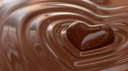 طيران الإمارات تقدم 11 مليون قطعة شوكولاتة كل عام