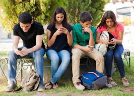 استخدام المراهقين لوسائل التواصل الاجتماعي مرتبط باضطرابات الأكل
