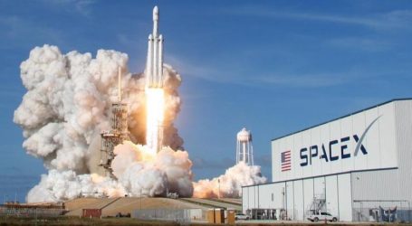 سبايس إكس الأميركية ستنقل سياحًا إلى محطة الفضاء الدولية
