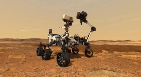الروبوت الجوال برسفيرنس يحطّ في  المريخ بحثًا عن آثار حياة قديمة