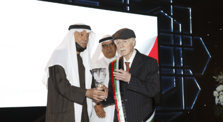 جائزة سلطان بن علي العويس الثقافية تكرم الفائزين في الدورة الـ17 من بينهم الشاعر اللبناني الياس لحود