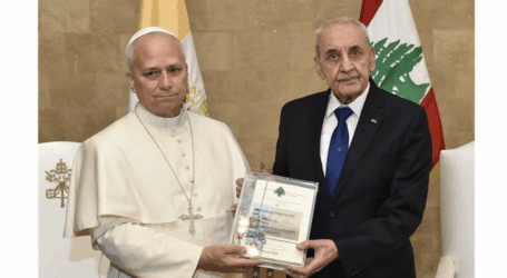 هدية بري للبابا “على خطى المسيح إلى قانا الجنوب”