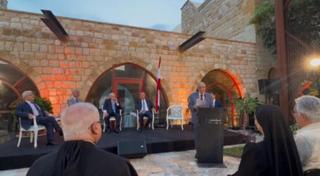  د. مصطفى الحلوة قارئًا “لبنان والحياد الفاعل” للبروفسور فيليب سالم 