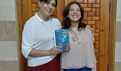 ميراي شحاده تقرأ الأبعاد الوجوديّة في ديوان “خِفْوَةُ الصُّدَف” لعفاف العياش